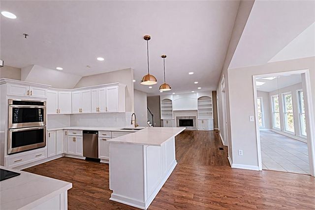 1931 Pine Bluff, Marietta, GA 30062