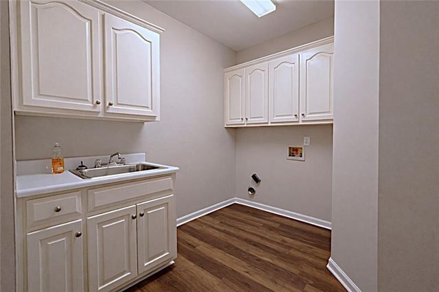 1931 Pine Bluff, Marietta, GA 30062