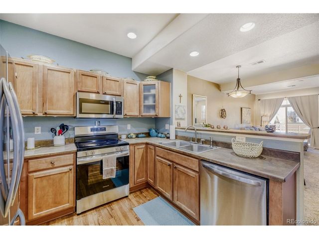 7856 W 54th Ave, Arvada, CO 80002