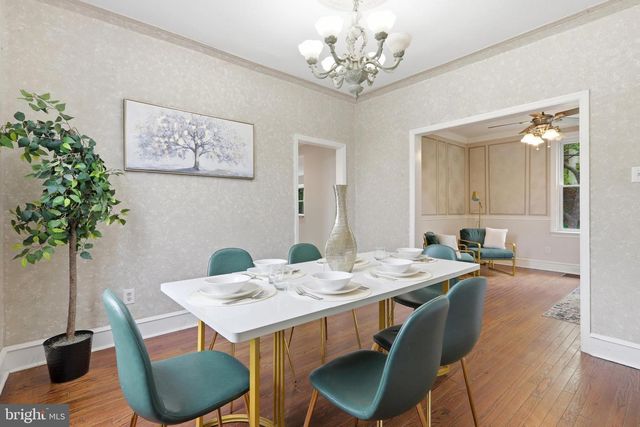 718 CHESTNUT AVE, Laurel Springs, NJ 08021