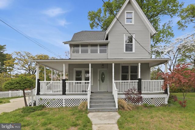 718 CHESTNUT AVE, Laurel Springs, NJ 08021