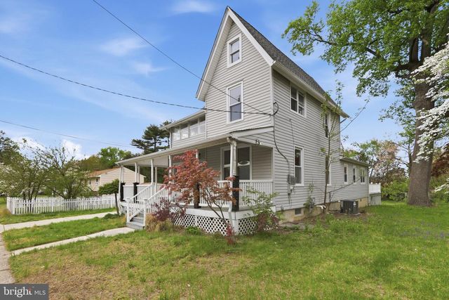 718 CHESTNUT AVE, Laurel Springs, NJ 08021