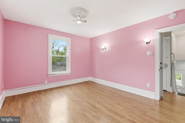 718 CHESTNUT AVE, Laurel Springs, NJ 08021