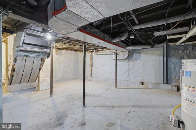 718 CHESTNUT AVE, Laurel Springs, NJ 08021