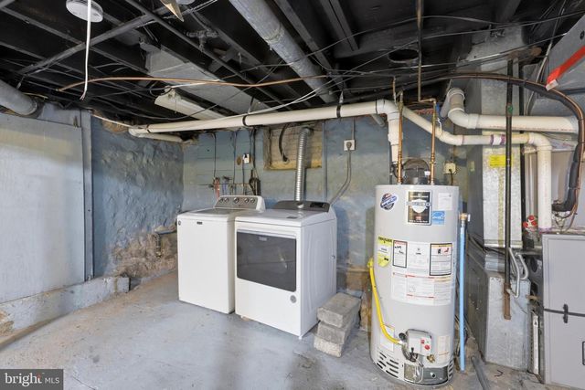 718 CHESTNUT AVE, Laurel Springs, NJ 08021