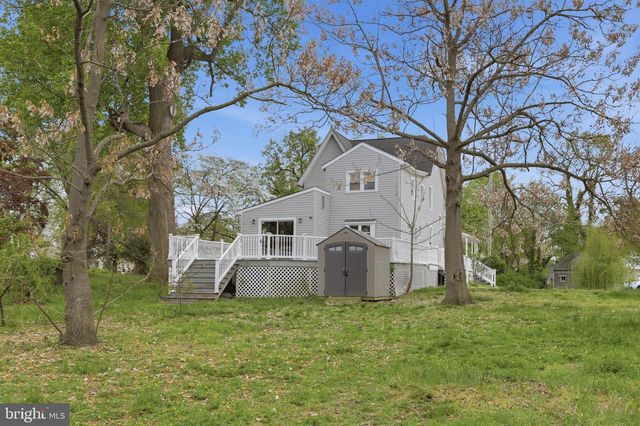 718 CHESTNUT AVE, Laurel Springs, NJ 08021