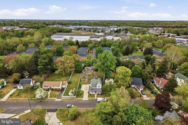 718 CHESTNUT AVE, Laurel Springs, NJ 08021