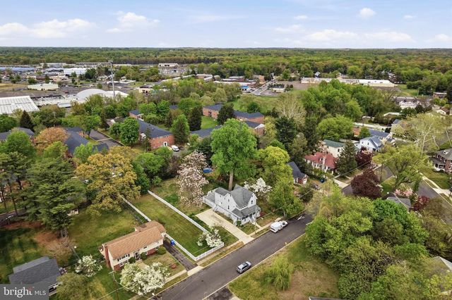 718 CHESTNUT AVE, Laurel Springs, NJ 08021