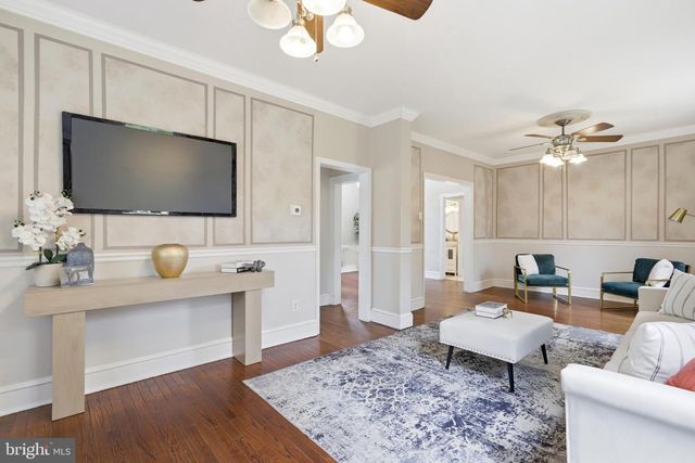 718 CHESTNUT AVE, Laurel Springs, NJ 08021