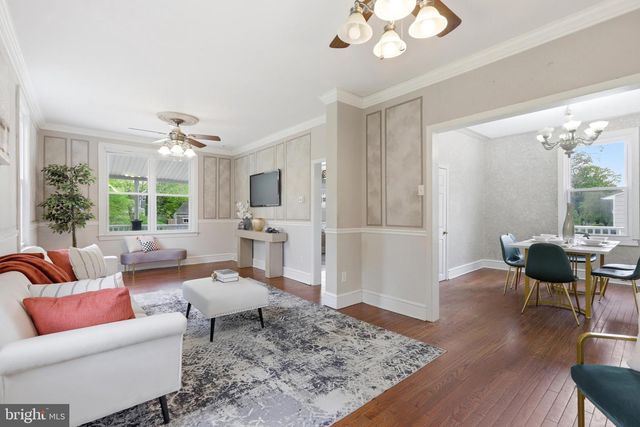 718 CHESTNUT AVE, Laurel Springs, NJ 08021