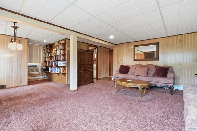 6 N Park Drive, Massapequa, NY 11758