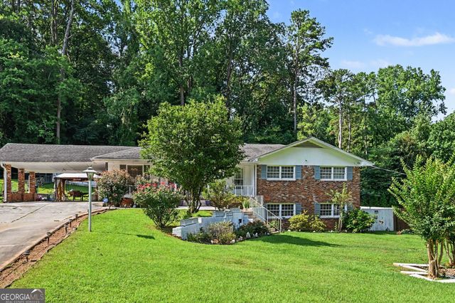 2700 Hayden Drive, East Point, GA 30344