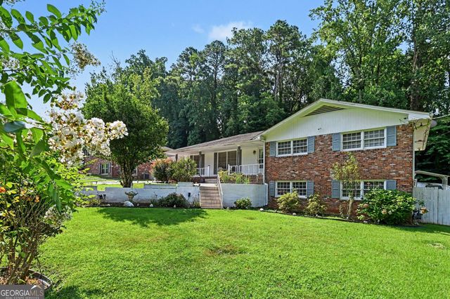 2700 Hayden Drive, East Point, GA 30344