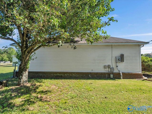 123 Delta Pine Drive, Huntsville, AL 35811