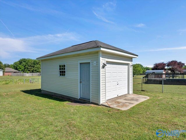 123 Delta Pine Drive, Huntsville, AL 35811