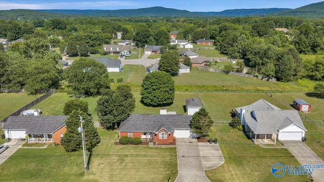 123 Delta Pine Drive, Huntsville, AL 35811