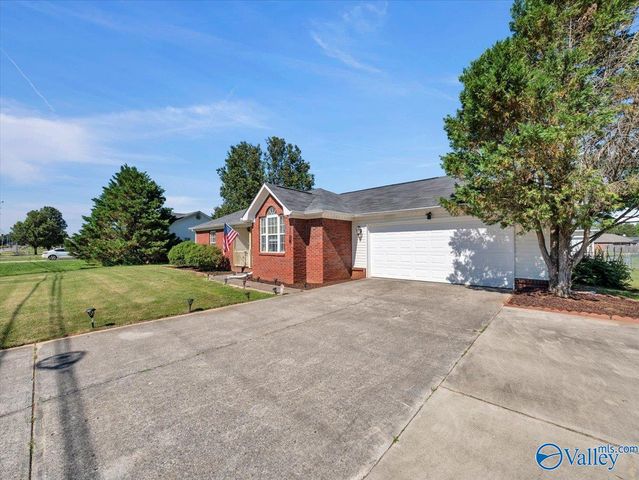 123 Delta Pine Drive, Huntsville, AL 35811
