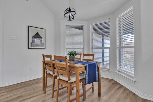 400 Baldwin Drive, Joshua, TX 76058