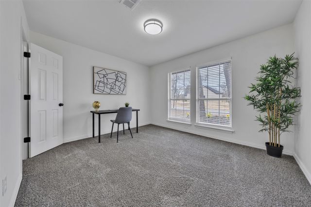 400 Baldwin Drive, Joshua, TX 76058