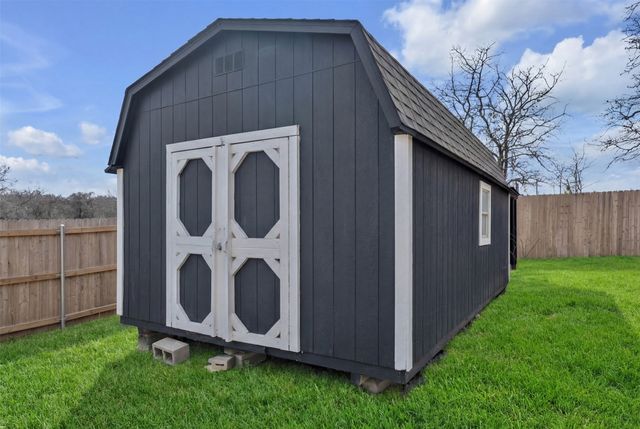 400 Baldwin Drive, Joshua, TX 76058