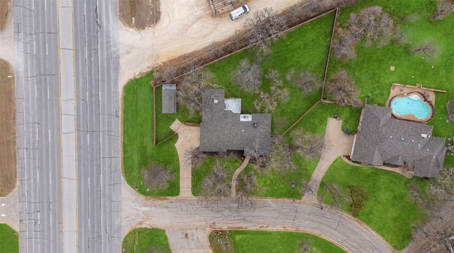 400 Baldwin Drive, Joshua, TX 76058