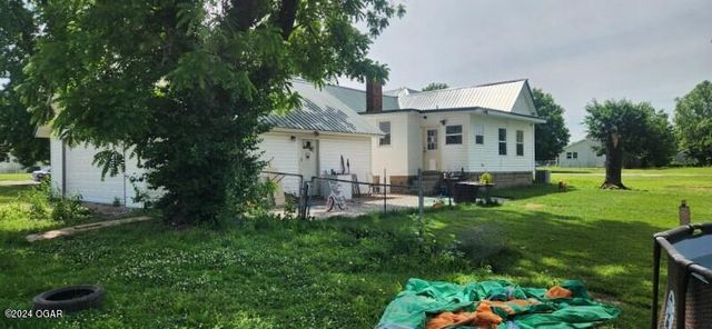 246 E 14th Street, Baxter Springs, KS 66713