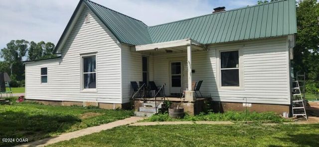 246 E 14th Street, Baxter Springs, KS 66713