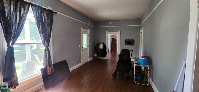 246 E 14th Street, Baxter Springs, KS 66713