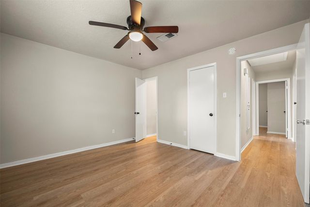 13335 Ambrose Street, Houston, TX 77045