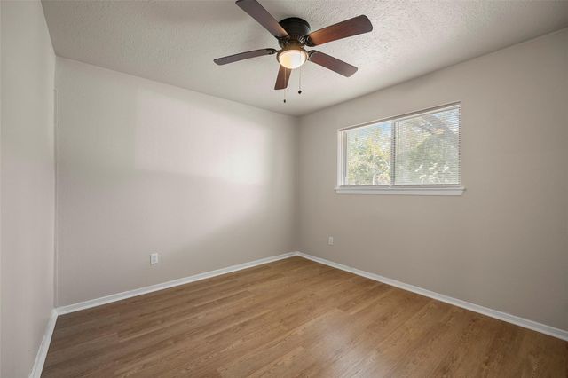 13335 Ambrose Street, Houston, TX 77045