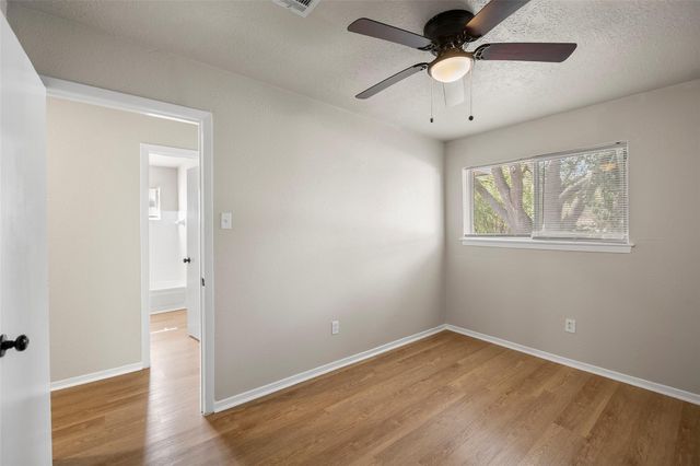 13335 Ambrose Street, Houston, TX 77045