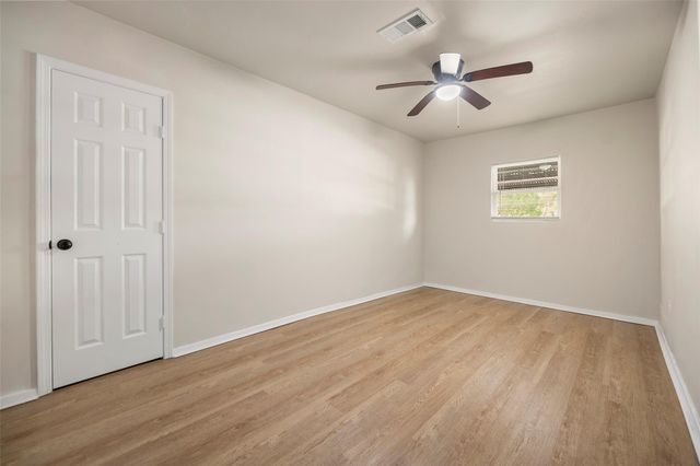 13335 Ambrose Street, Houston, TX 77045