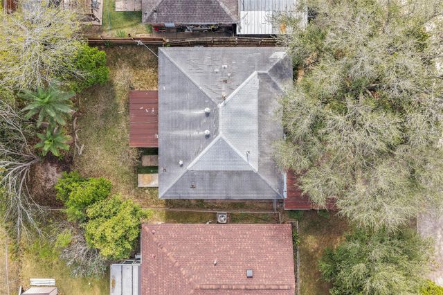 13335 Ambrose Street, Houston, TX 77045