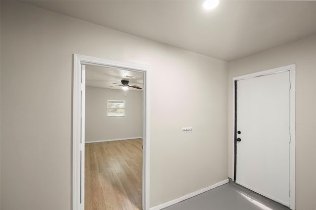 13335 Ambrose Street, Houston, TX 77045