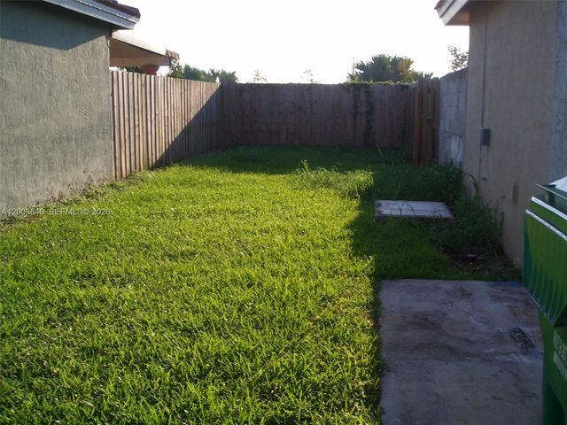 25863 SW 128th Ct, Homestead, FL 33032