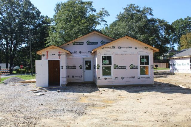 12500 W Pamlico Street, Middlesex, NC 27557