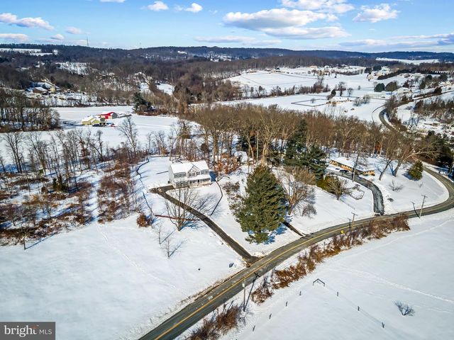 1326 HEAPS RD, Street, MD 21154