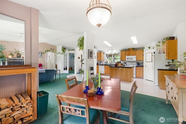 306 Bear Tracts Road, Port Angeles, WA 98363