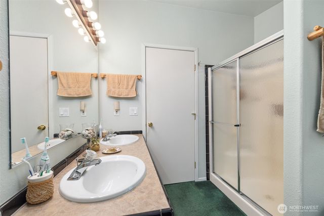 306 Bear Tracts Road, Port Angeles, WA 98363