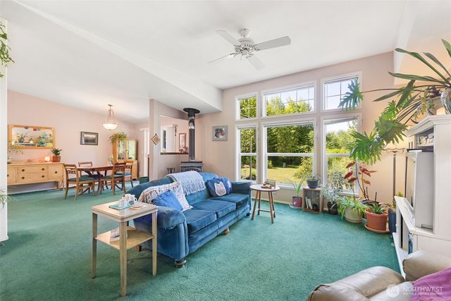 306 Bear Tracts Road, Port Angeles, WA 98363
