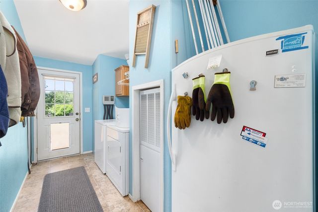 306 Bear Tracts Road, Port Angeles, WA 98363