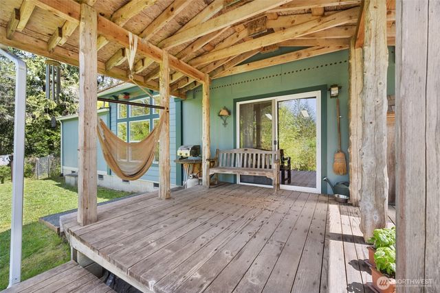 306 Bear Tracts Road, Port Angeles, WA 98363