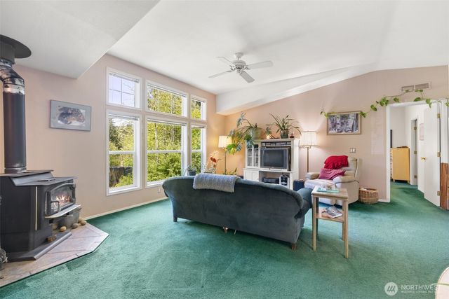 306 Bear Tracts Road, Port Angeles, WA 98363