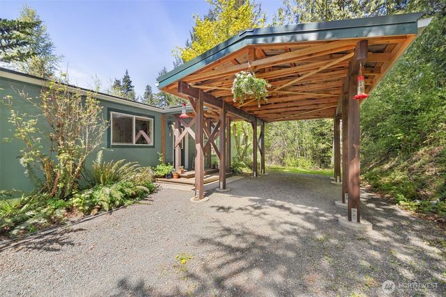 306 Bear Tracts Road, Port Angeles, WA 98363