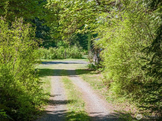 306 Bear Tracts Road, Port Angeles, WA 98363