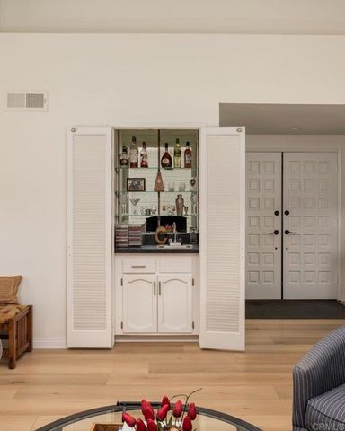 131 Ebano Ct, Solana Beach, CA 92075