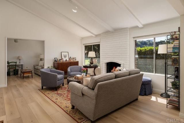 131 Ebano Ct, Solana Beach, CA 92075