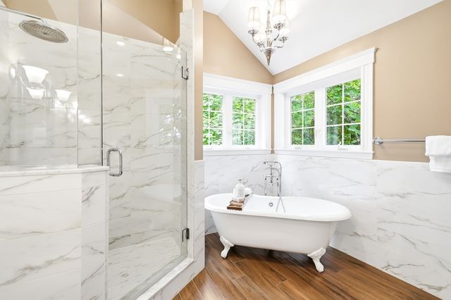18 Grayson Rd, Winchester, MA 01890