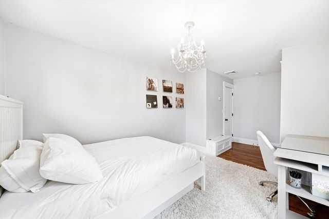 18 Grayson Rd, Winchester, MA 01890