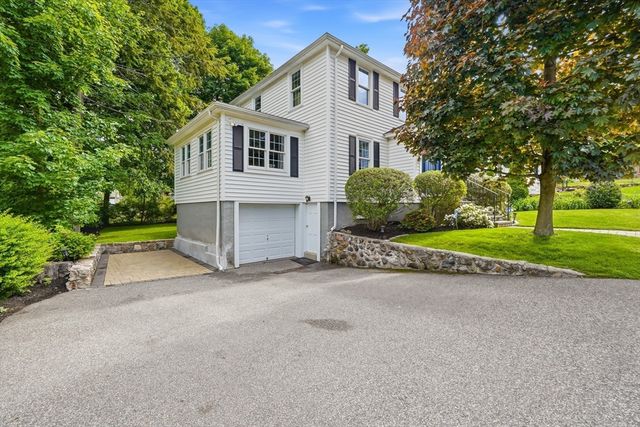 18 Grayson Rd, Winchester, MA 01890